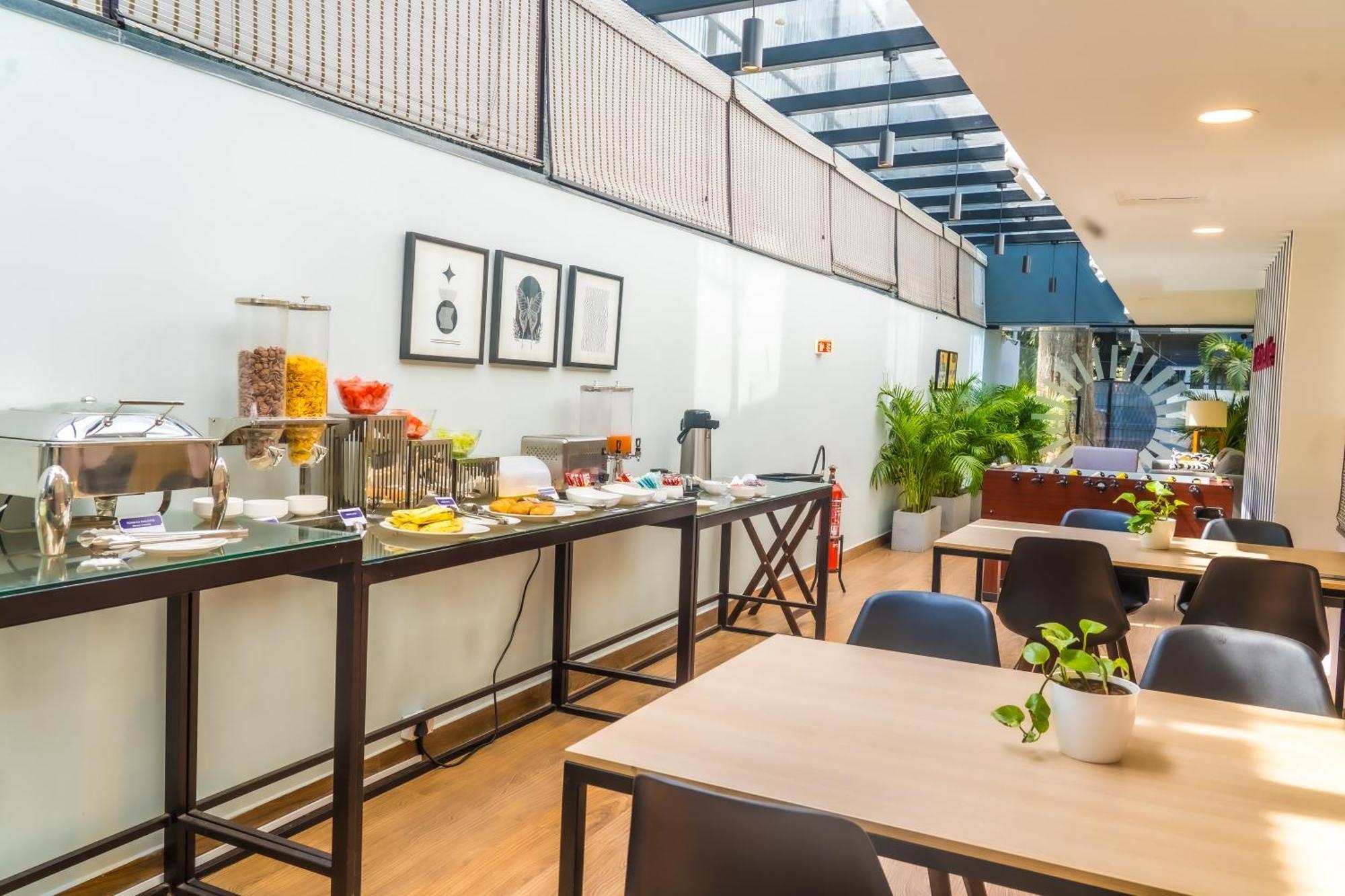 Olive Hotel Indiranagar 100Ft Road By Embassy Group Bangalore Eksteriør billede